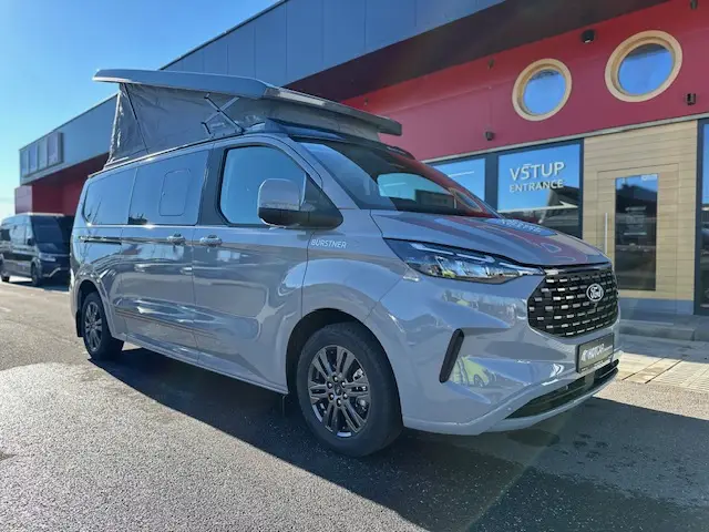 Bürstner Copa C530 AWD Automat s výklopnou strechou a ťažným zariad.