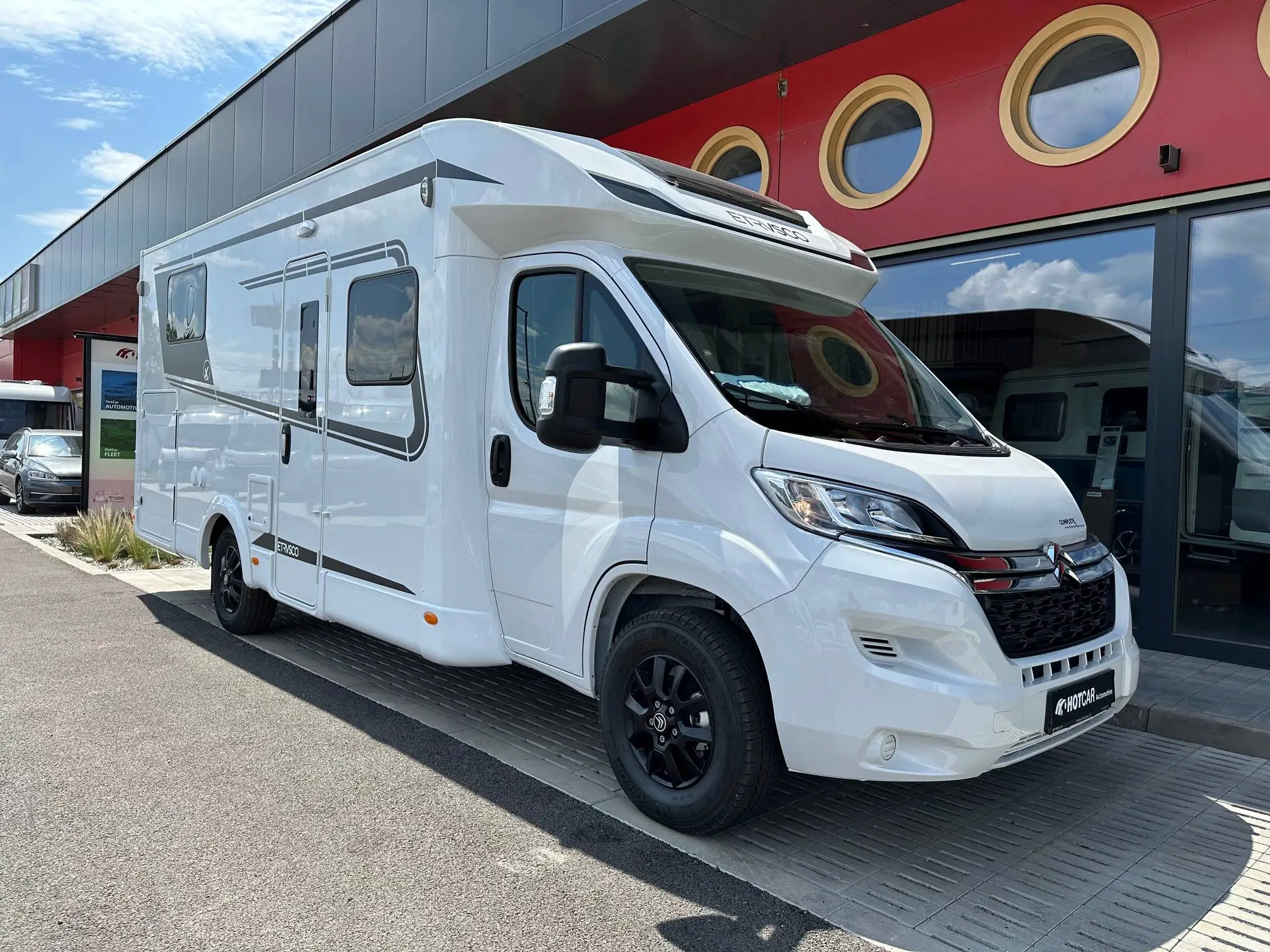 Etrusco T 7300 SB 4-miestny