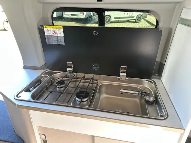 Bürstner Copa C530 AWD Automat s výklopnou strechou a ťažným zariad.